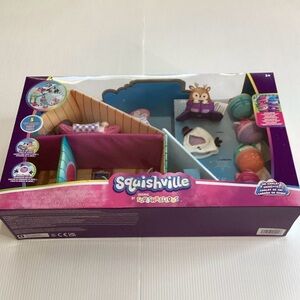 Squishmallows Squishville Cozy Cabin Playset with Pink and Blue